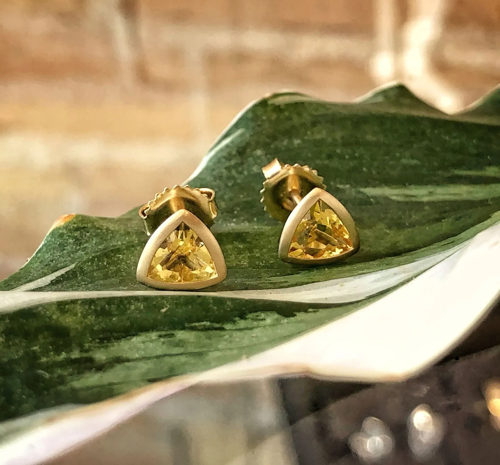18K Yellow Beryl Triangle Bezel Set Stud Earrings