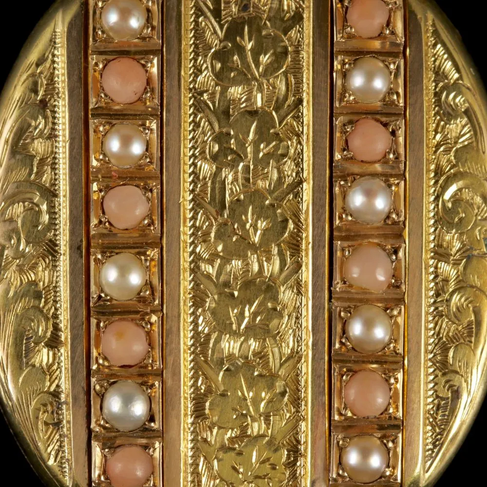 Antique Victorian Locket Pearl Coral 18Ct Gold Forget Me Not Circa 1870