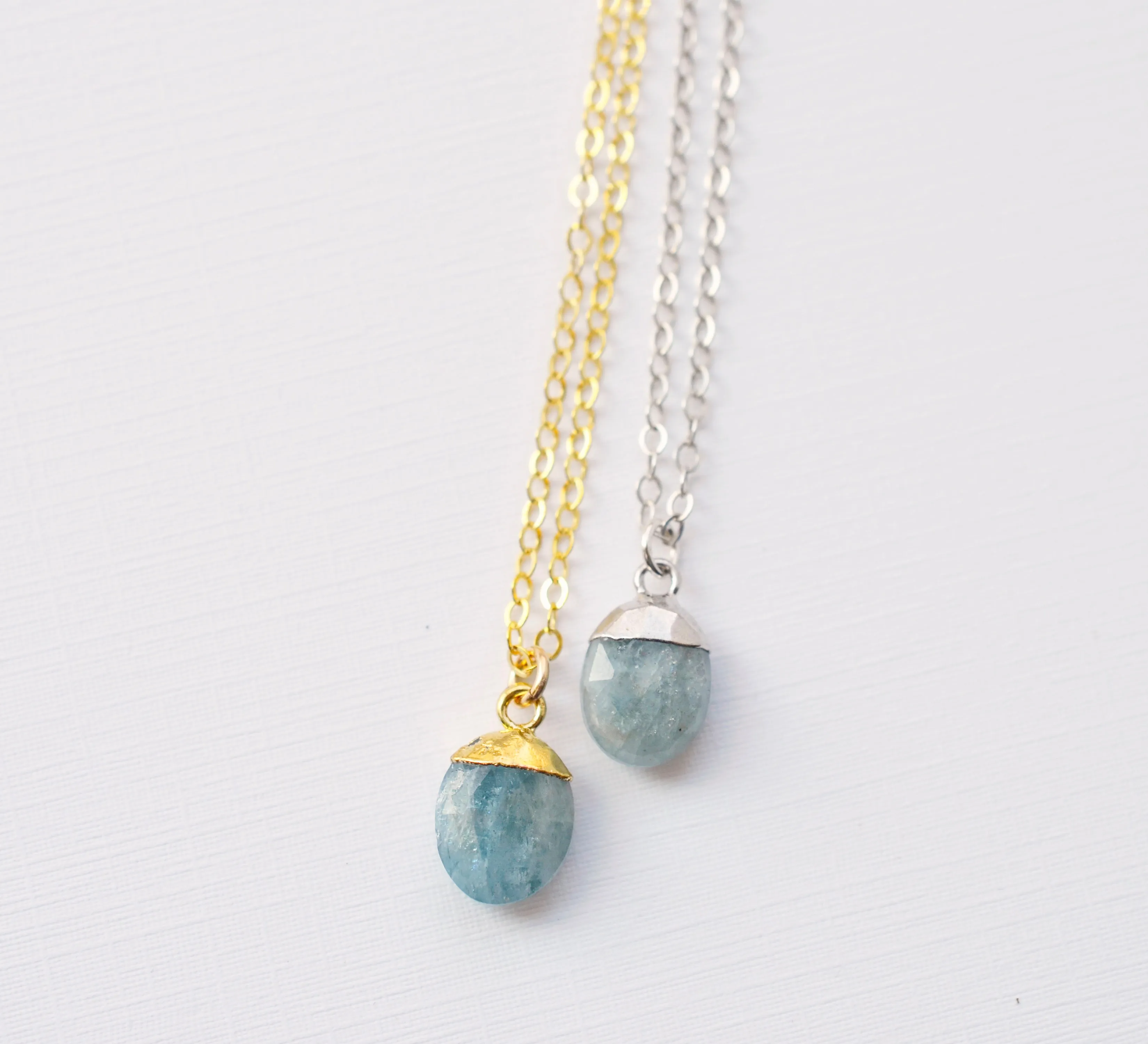 Aquamarine Pendant - Oval Collection