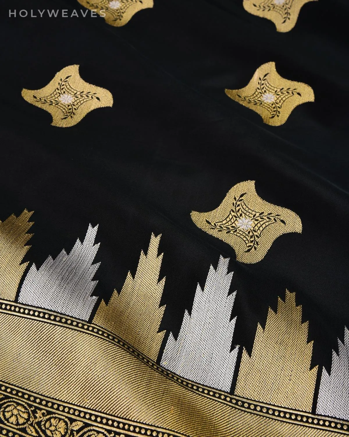 Black Banarasi "Starfish" Kadhuan Brocade Handwoven Katan Silk Saree