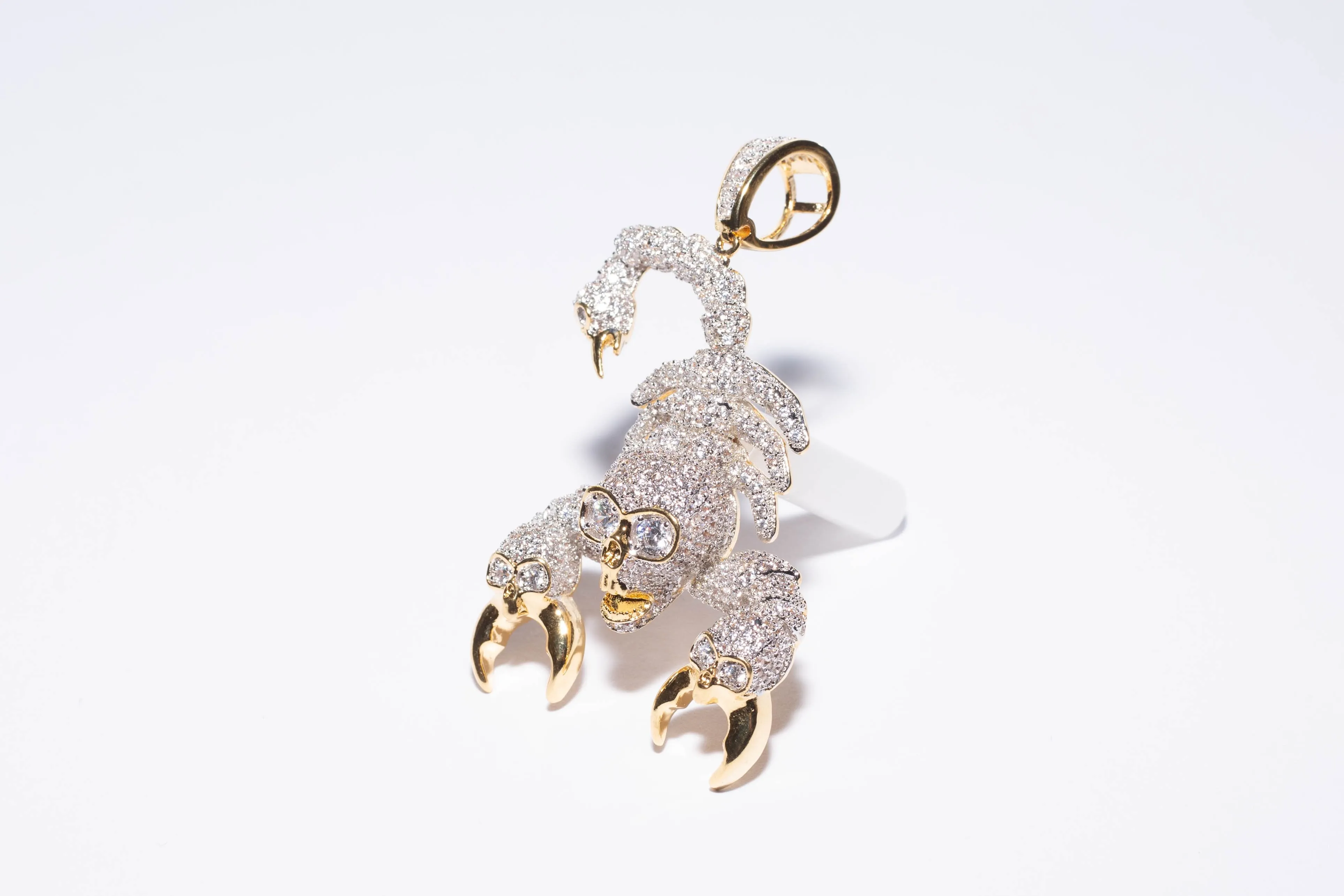 ICEDOUT SCORPION  Charm
