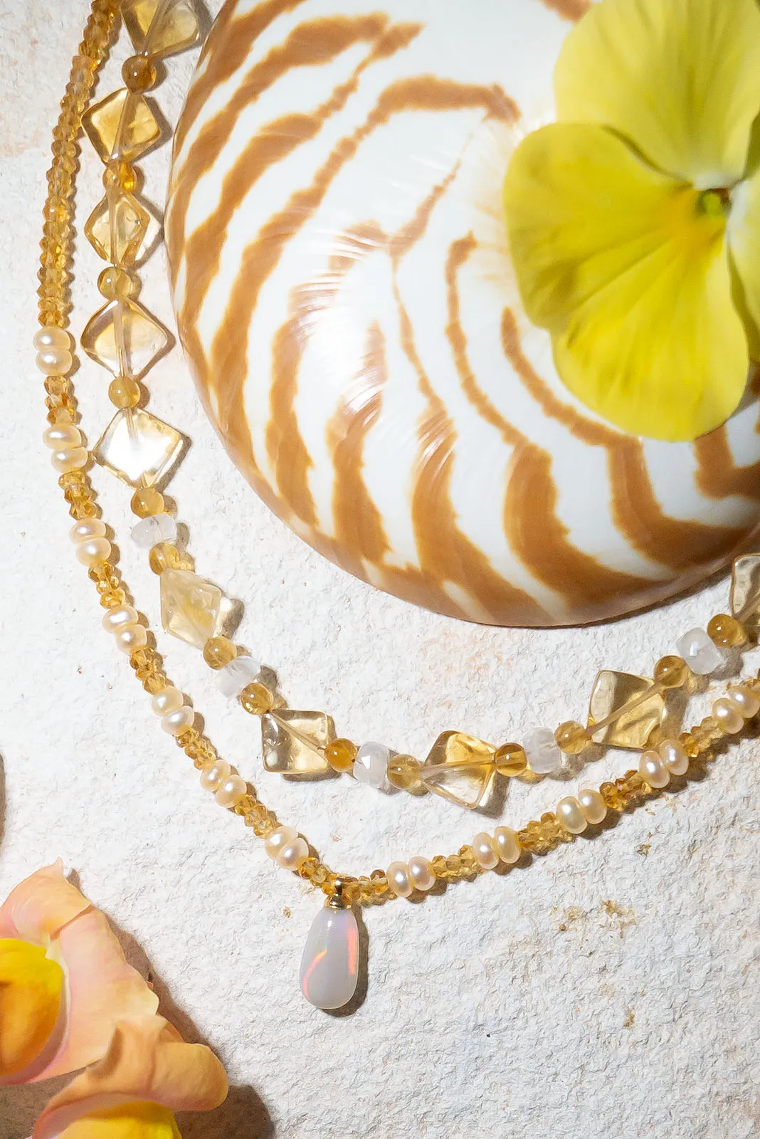 Necklace Gemstone Helios Opal & Pearl