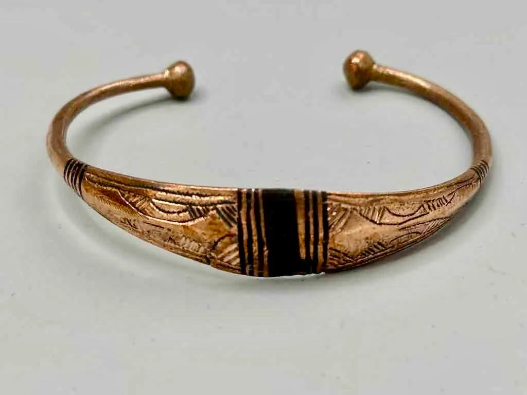 Tuareg Single Bar Multiple Stripe Inlay Etched Flat Copper Bracelet