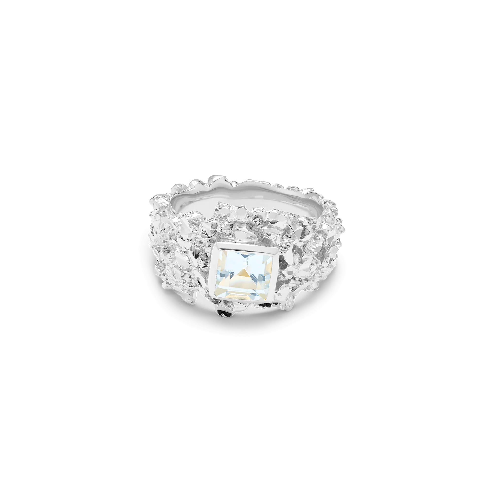 VC017 Gold Hammered Gem Ring