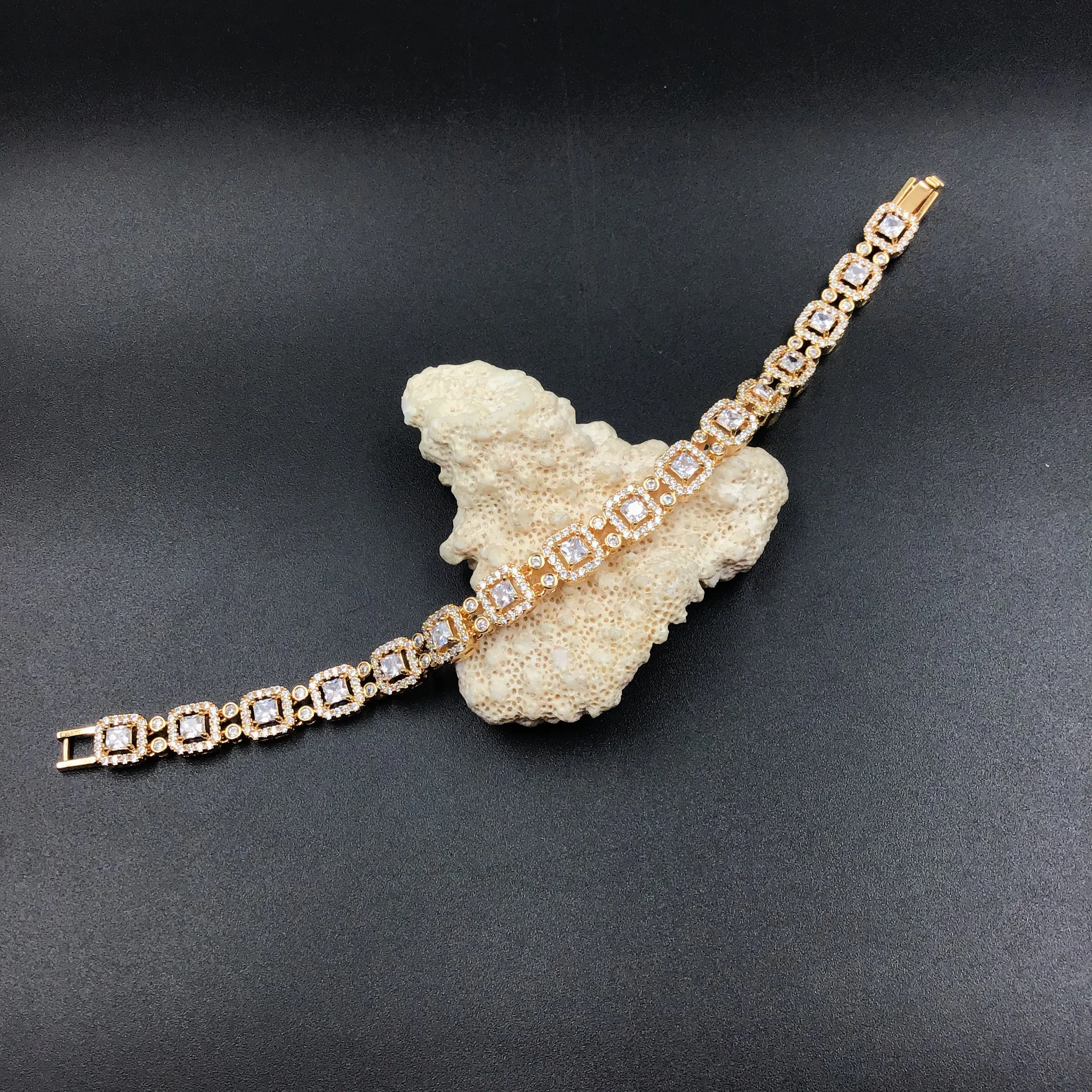 Zircon/AD Bracelet 5036-05